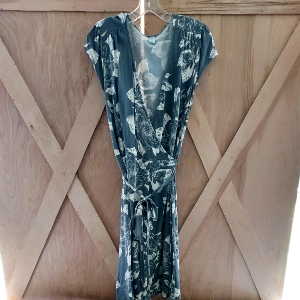 Old Navy Wrap Around Dress